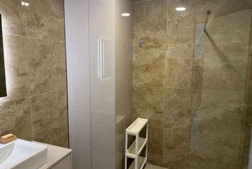 0b1fa6d1-fa9e-4163-9c71-25d77550cffb