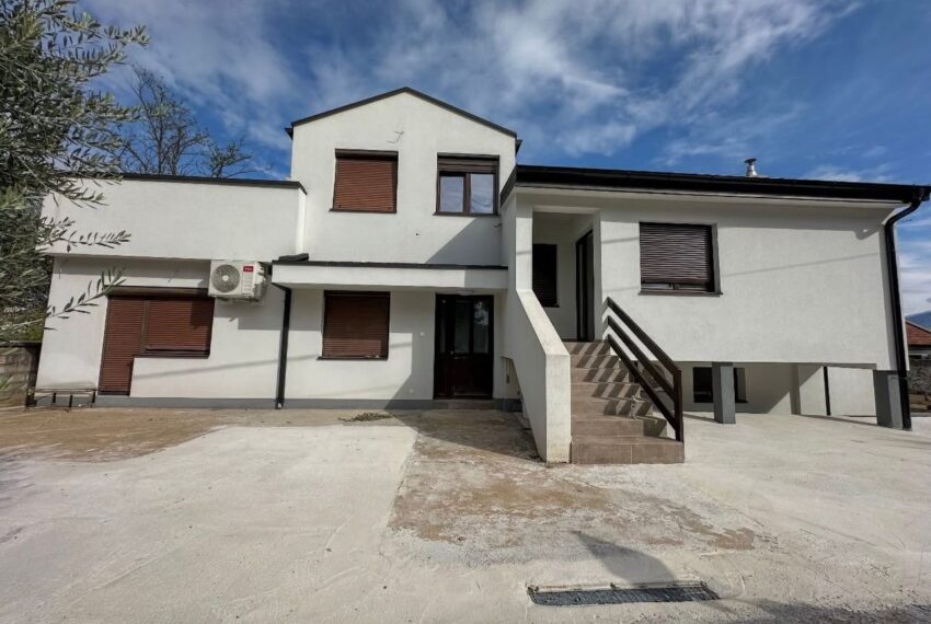 25612dda-a796-47ed-8c79-f84384b39aff