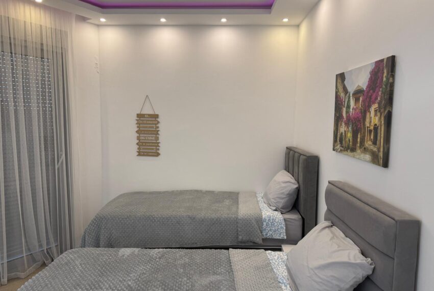 37b1f0c3-c5df-4c67-9011-6495878ee5f3