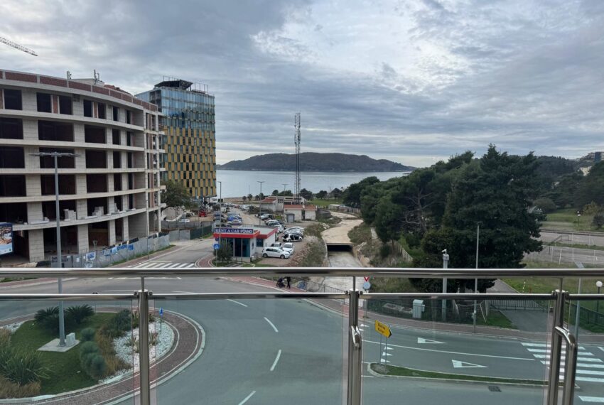 3a9a7ef2-ea0a-4c38-a76c-5208f7f7efa7