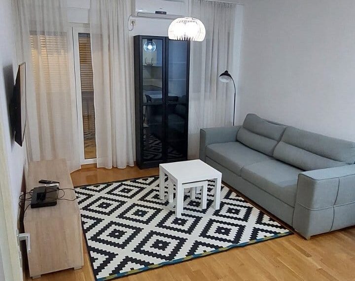 6765d3de-8973-4098-8580-130c24ba3ffb