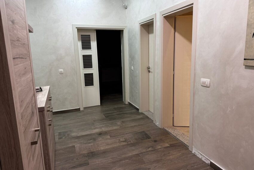 8c372936-927f-47bb-8c52-5bcdf4d40e87