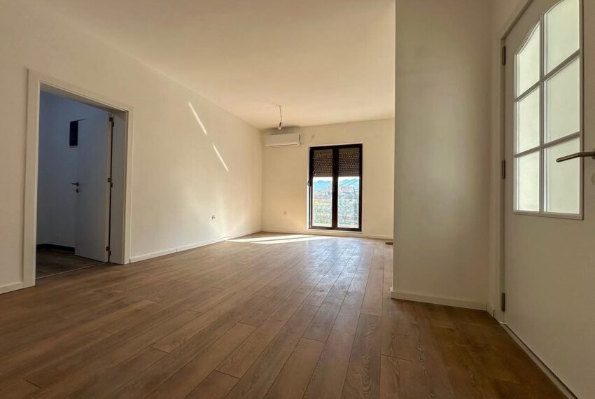 8e729e14-711e-4081-85b3-f6e8cc73f85b