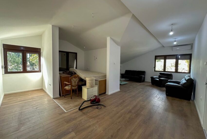 a045fb59-0e3b-4da9-b292-617356e1e997