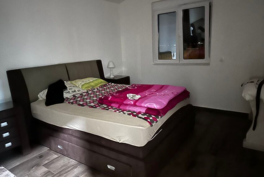 aa65946c-2387-4fcc-9142-f2fa797e6890