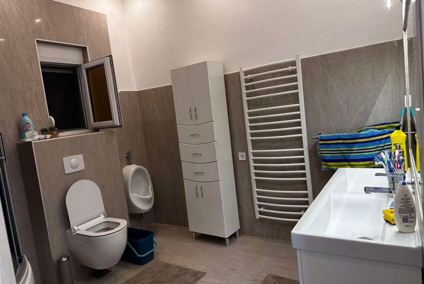 ab75afc5-ca0c-4831-9f17-7e9ccb33c715