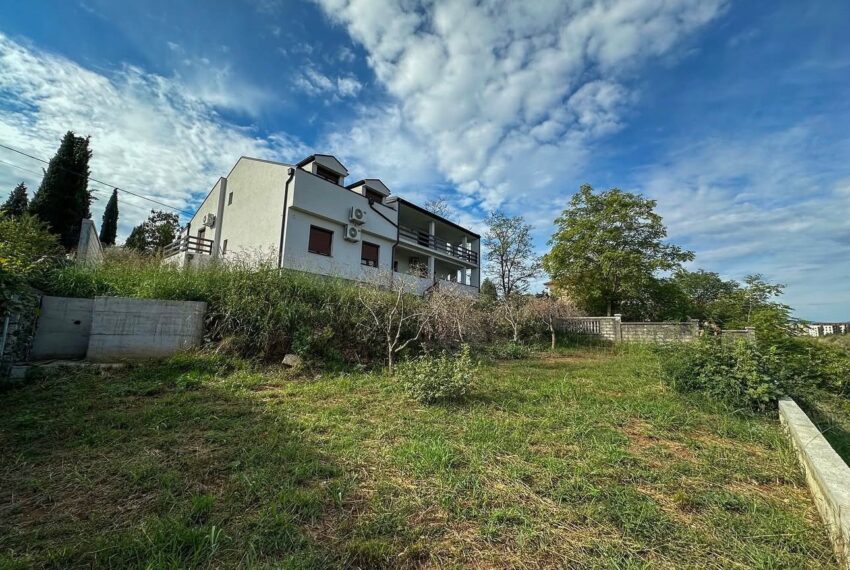 c4b3b220-004c-47b0-b384-a35f9251d8c4