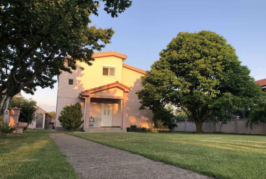 ec813b70-d614-4f8c-9d8b-7820468871e3