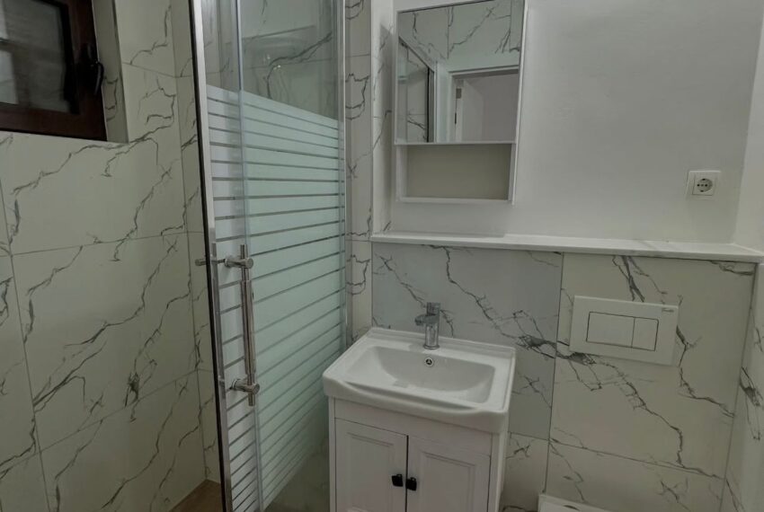 f02c767e-20bc-4780-bc15-8547ecae63c5