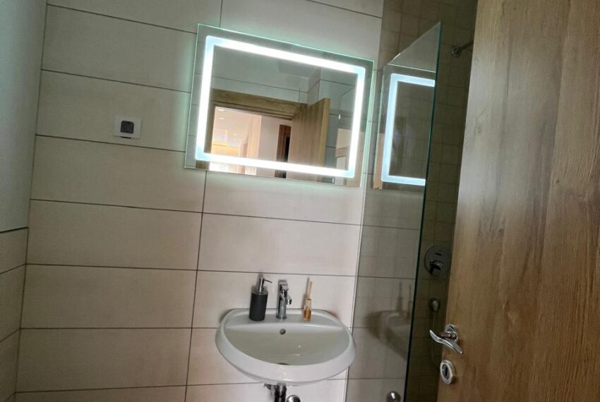 f2706ea4-f05e-47b9-8283-130ce04593dd