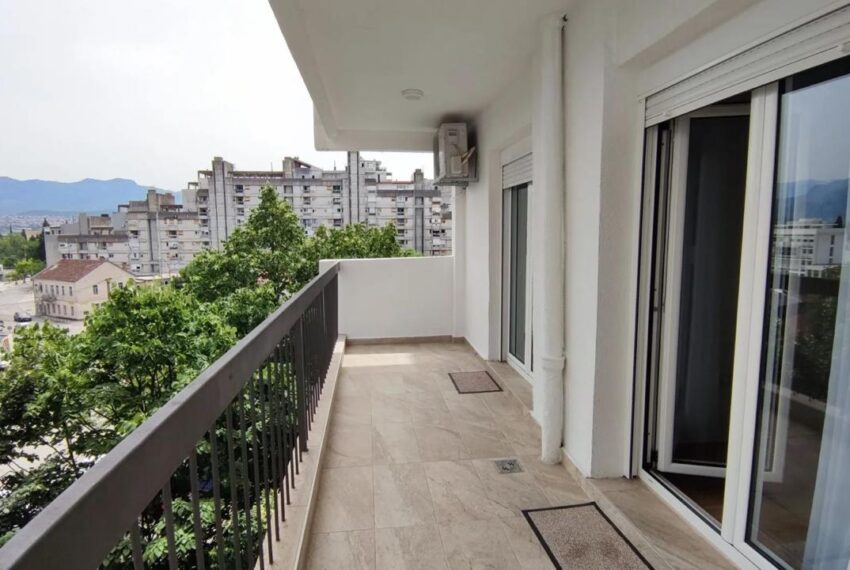 f63a7609-5126-4367-98bf-5cf68f02d229